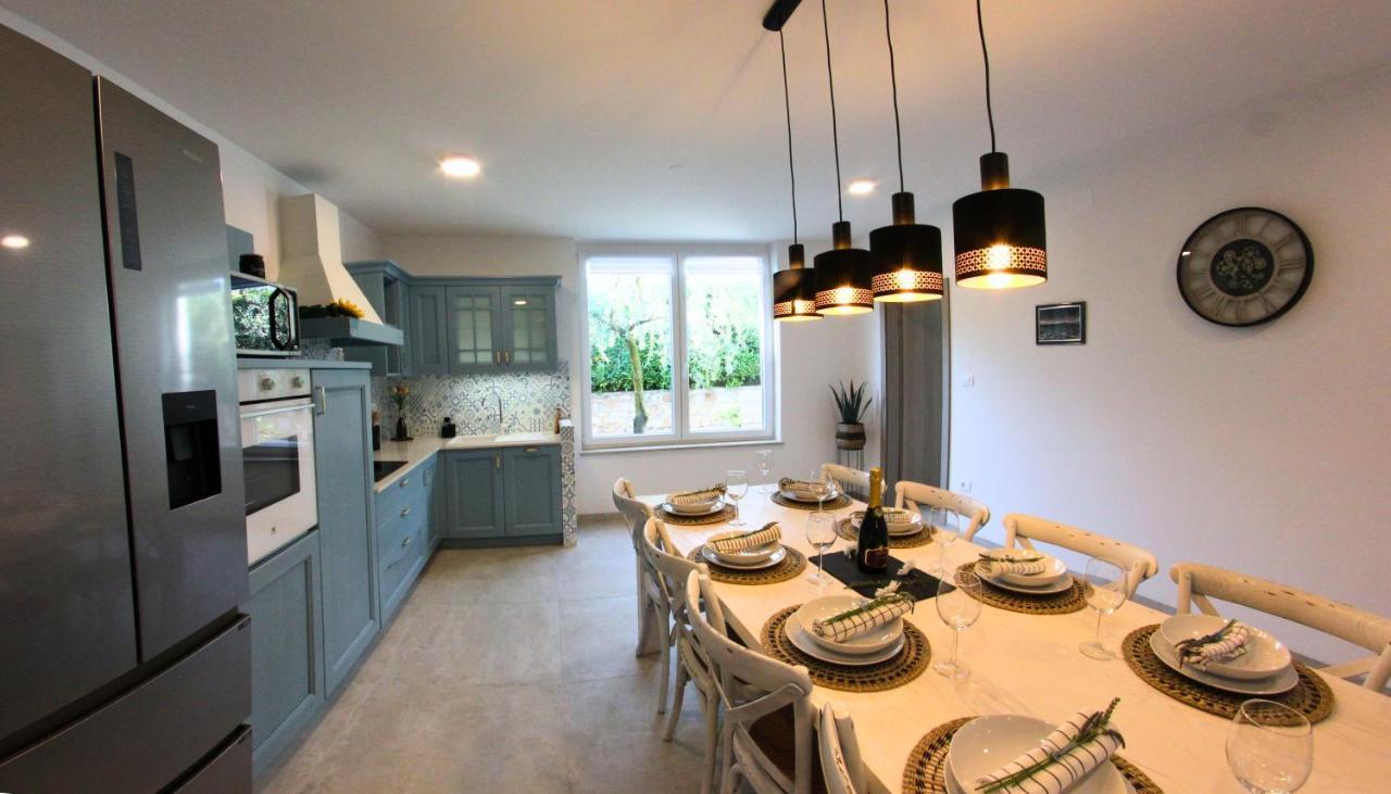 Villa Fjaka Umag Exteriör bild