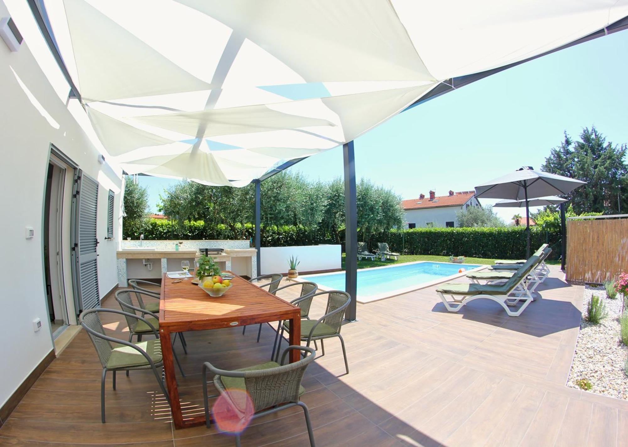 Villa Fjaka Umag Exteriör bild