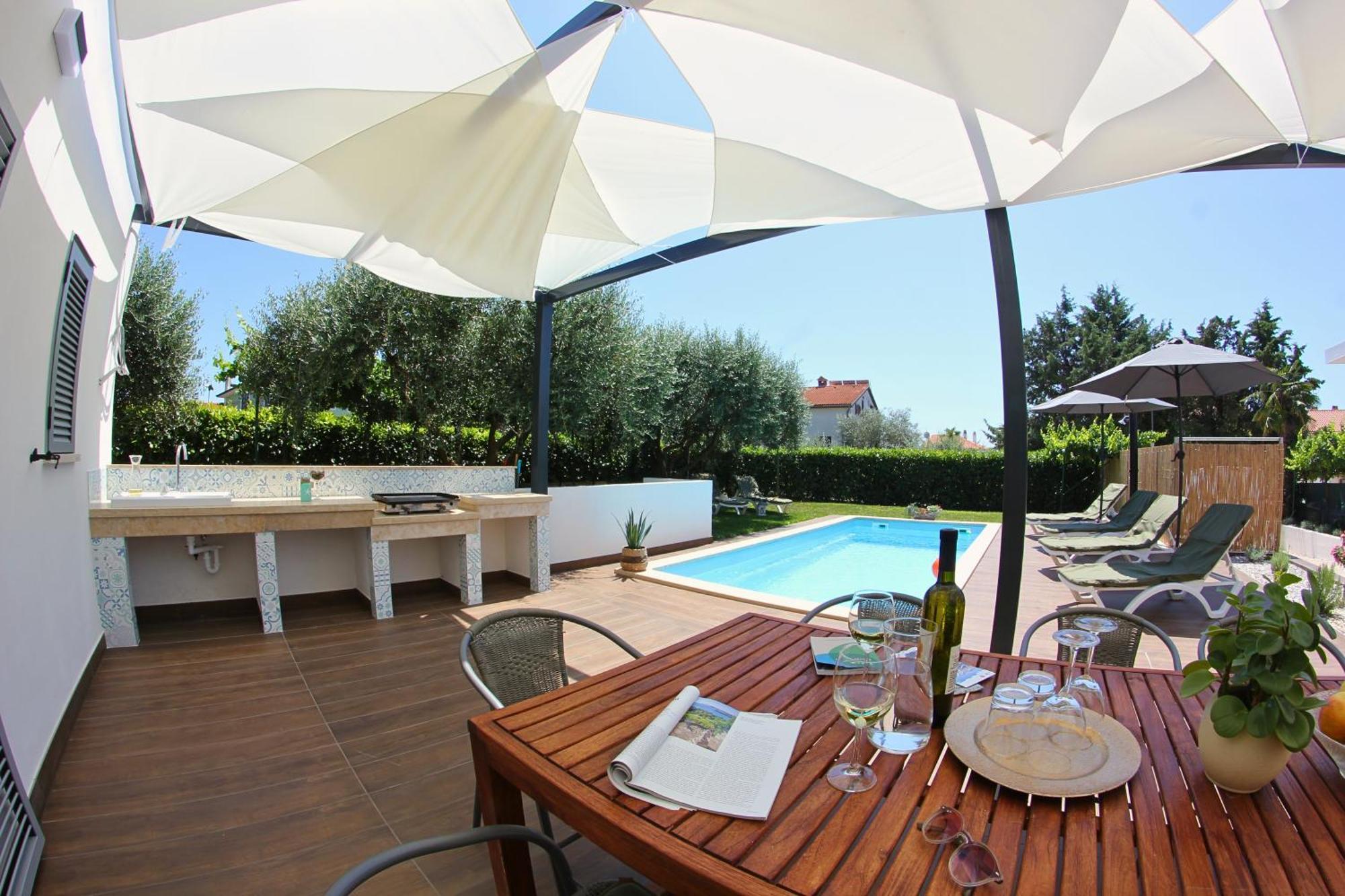 Villa Fjaka Umag Exteriör bild